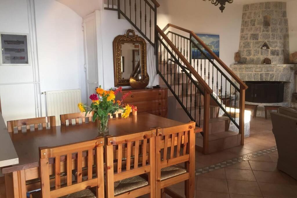 Villa Traditional Tower: Sea View Retreat Areopoli Exterior photo